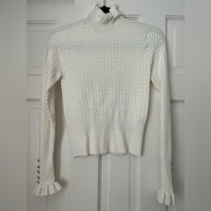 White Zara long sleeve sweater
